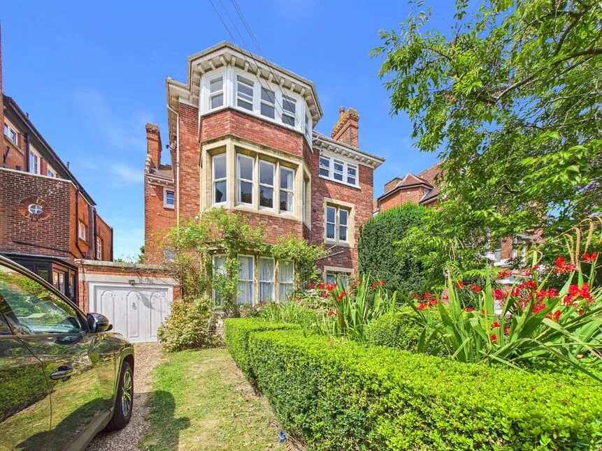 Earls Avenue, Folkestone, Kent, CT20, photo 4