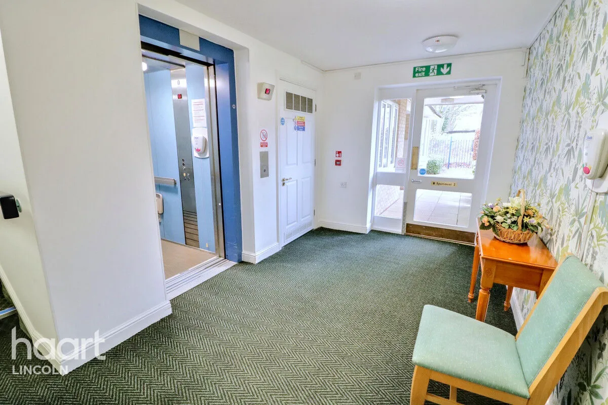 Minster Court, Bracebridge Heath, LN4, photo 17