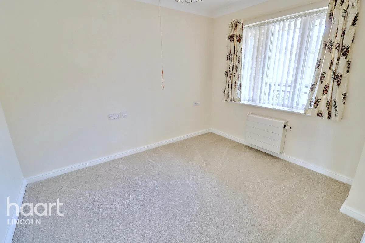 Minster Court, Bracebridge Heath, LN4, photo 9