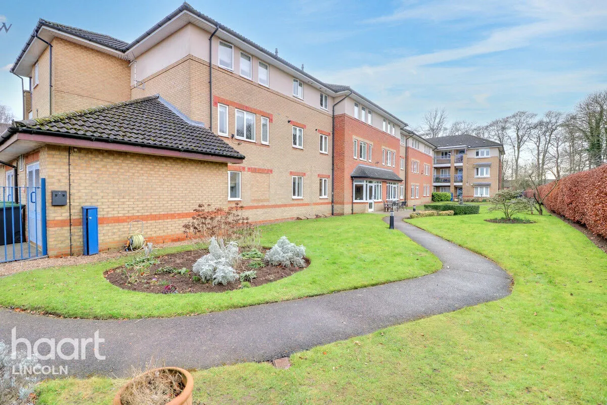 Minster Court, Bracebridge Heath, LN4, photo 23