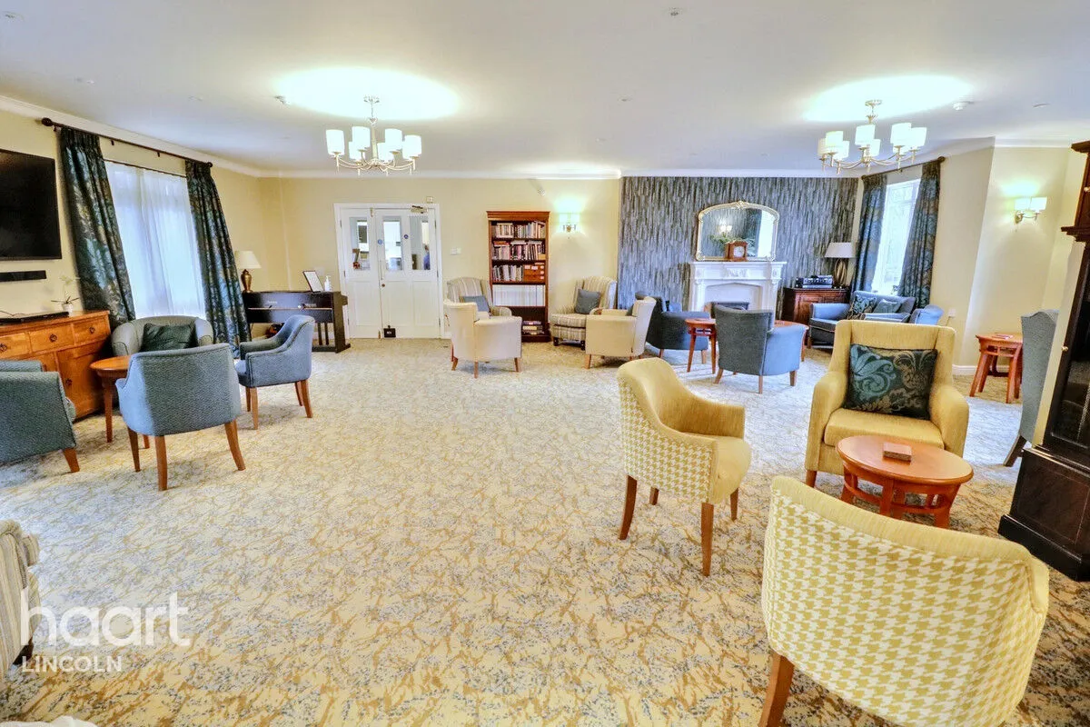 Minster Court, Bracebridge Heath, LN4, photo 19