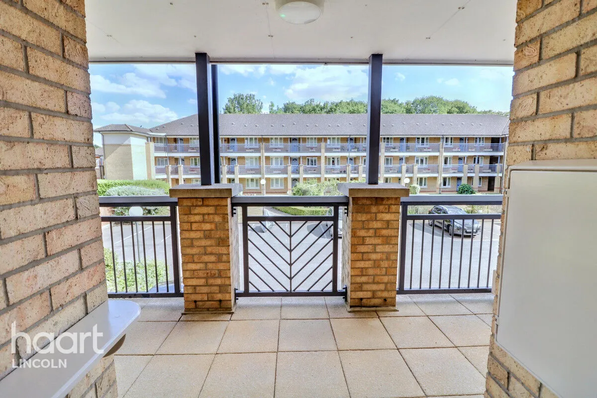 Minster Court, Bracebridge Heath, LN4, photo 12