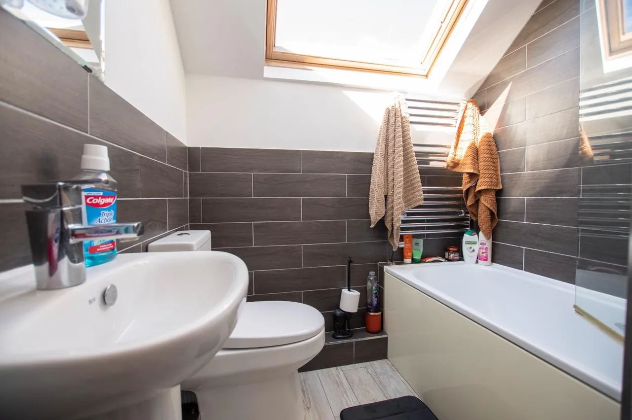 Blenheim Road, Eastleigh, Hampshire, SO50 5NR, photo 6