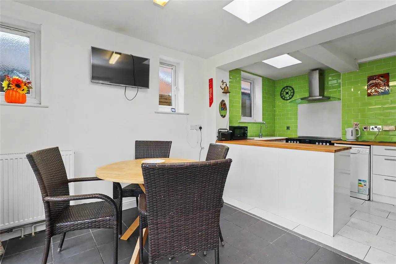 Rydens Way, Woking, GU22, photo 12