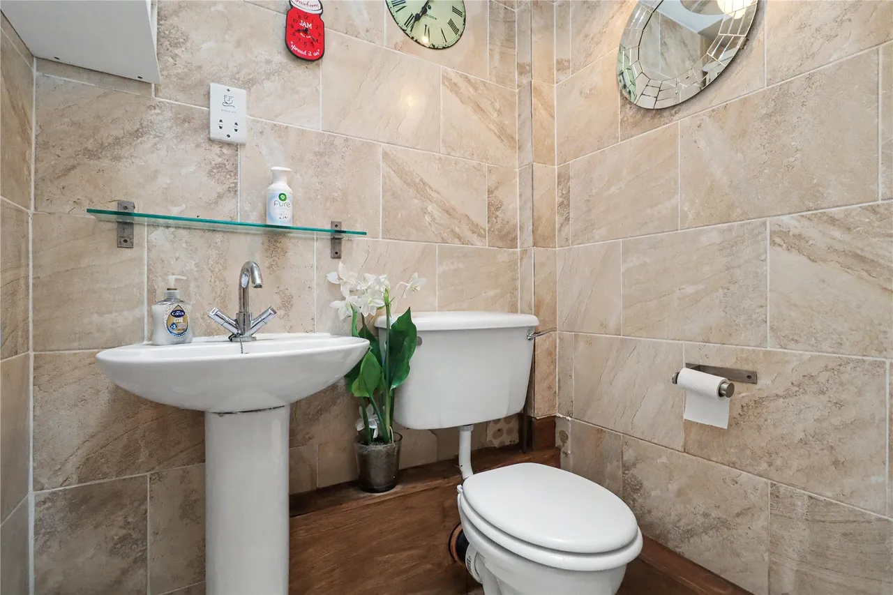 Rydens Way, Woking, GU22, photo 17