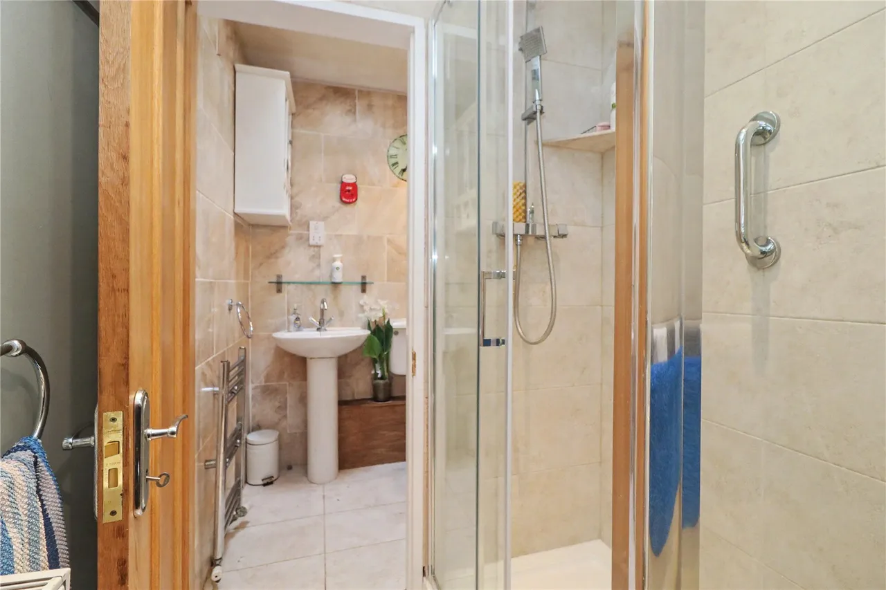 Rydens Way, Woking, GU22, photo 18