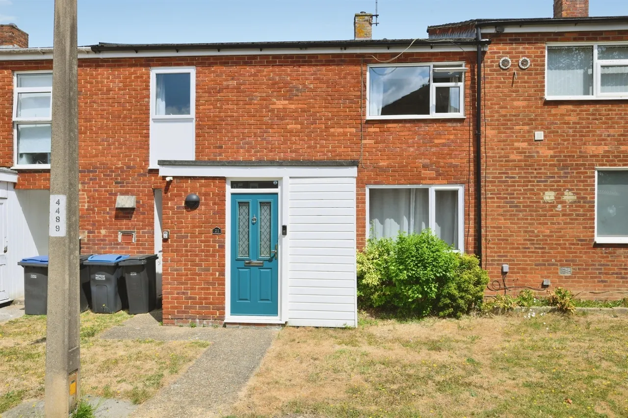 3 bed house for sale — Woodcroft, HARLOW