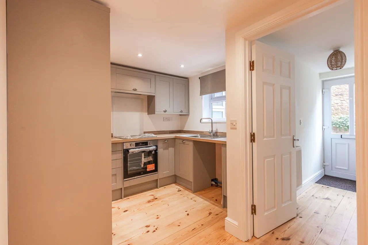 Delightfully Modernised Family Home i, photo 7
