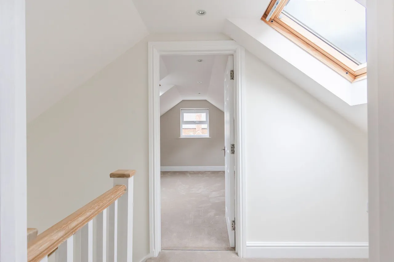 Delightfully Modernised Family Home i, photo 15