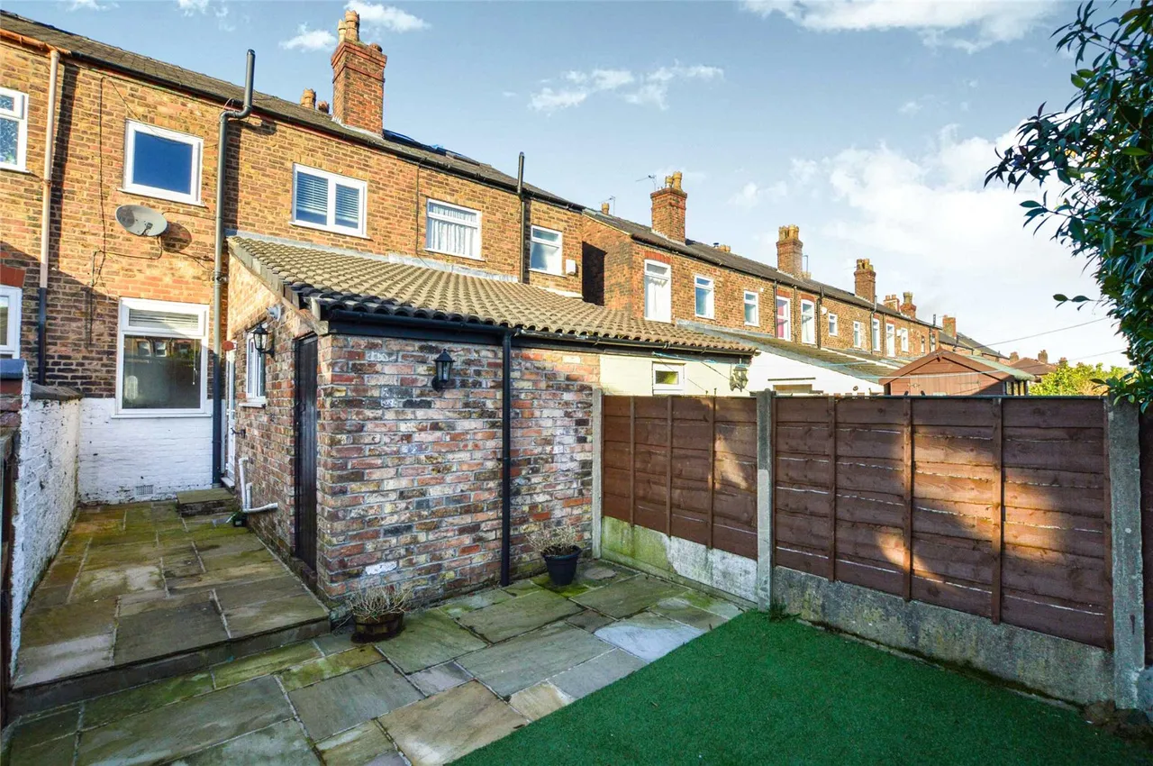 Brunswick Road, Altrincham, WA14, photo 9