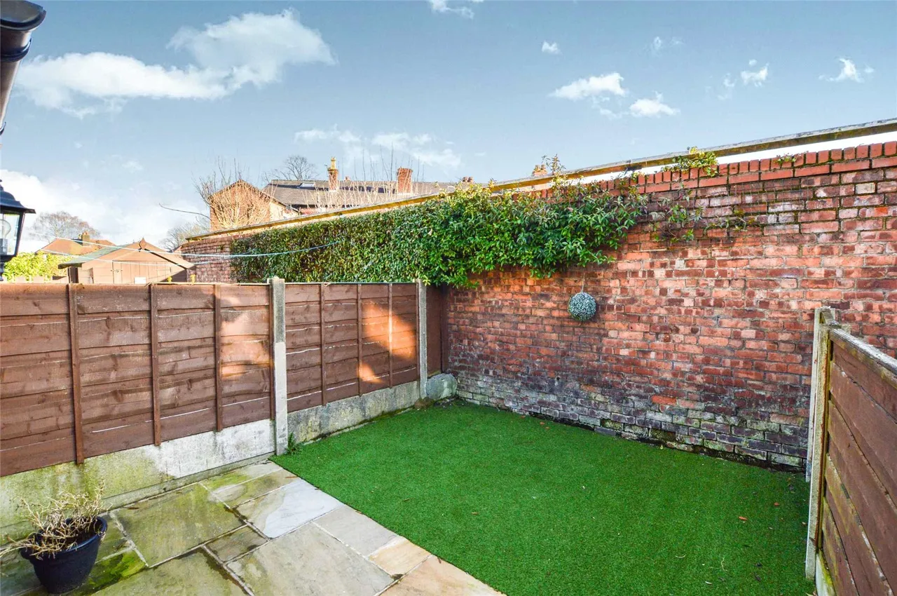 Brunswick Road, Altrincham, WA14, photo 10