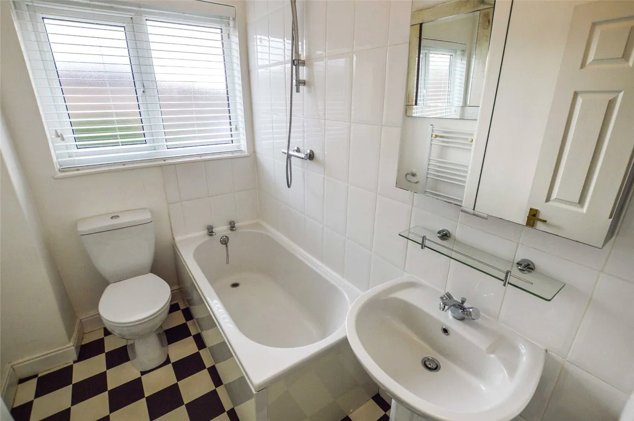Brunswick Road, Altrincham, WA14, photo 7
