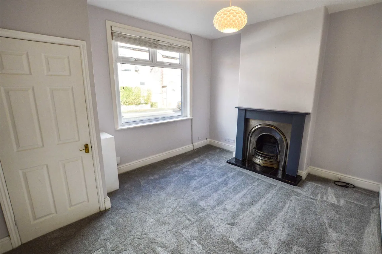 Brunswick Road, Altrincham, WA14, photo 2