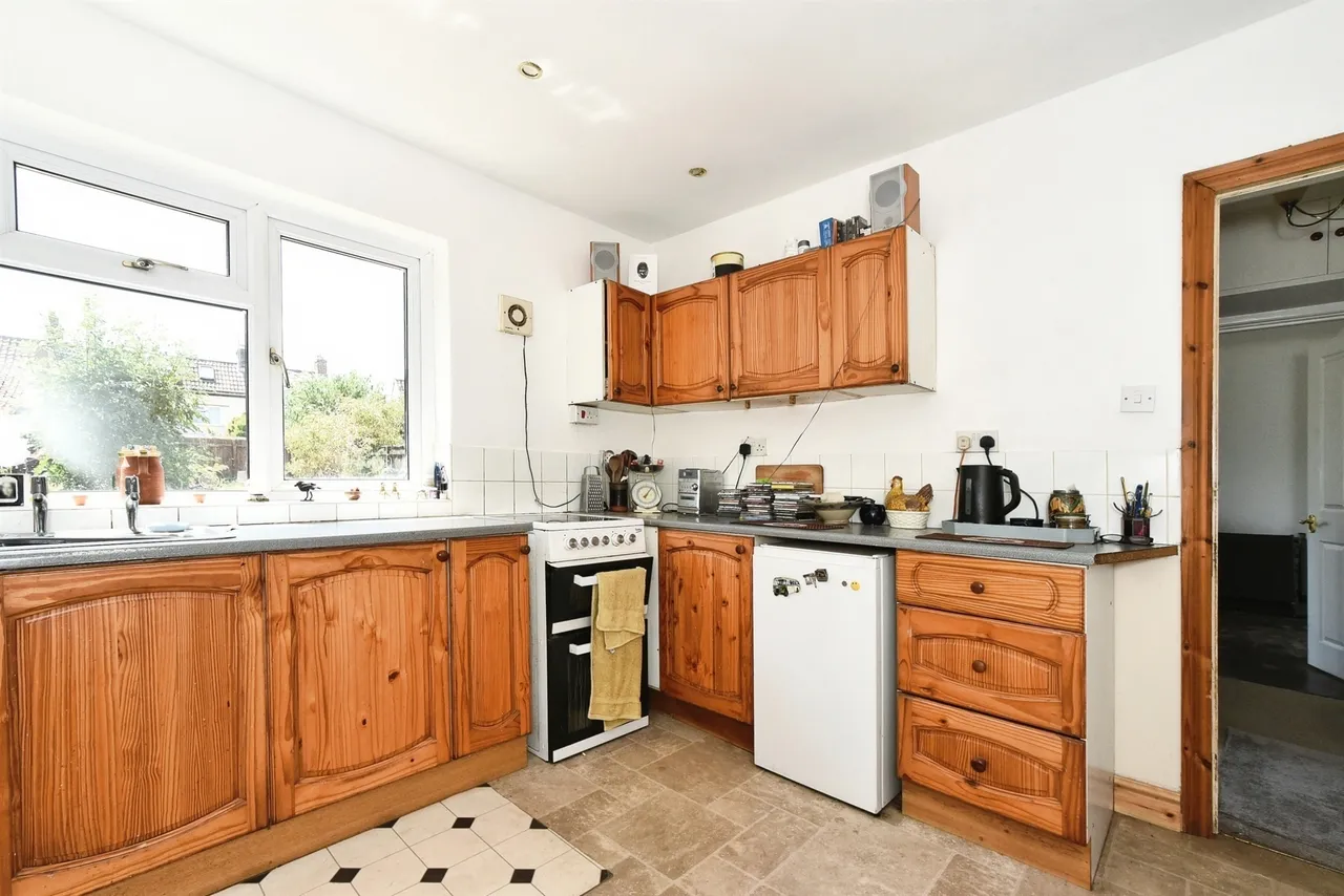 Horsebrook Park, Calne, SN11, photo 3