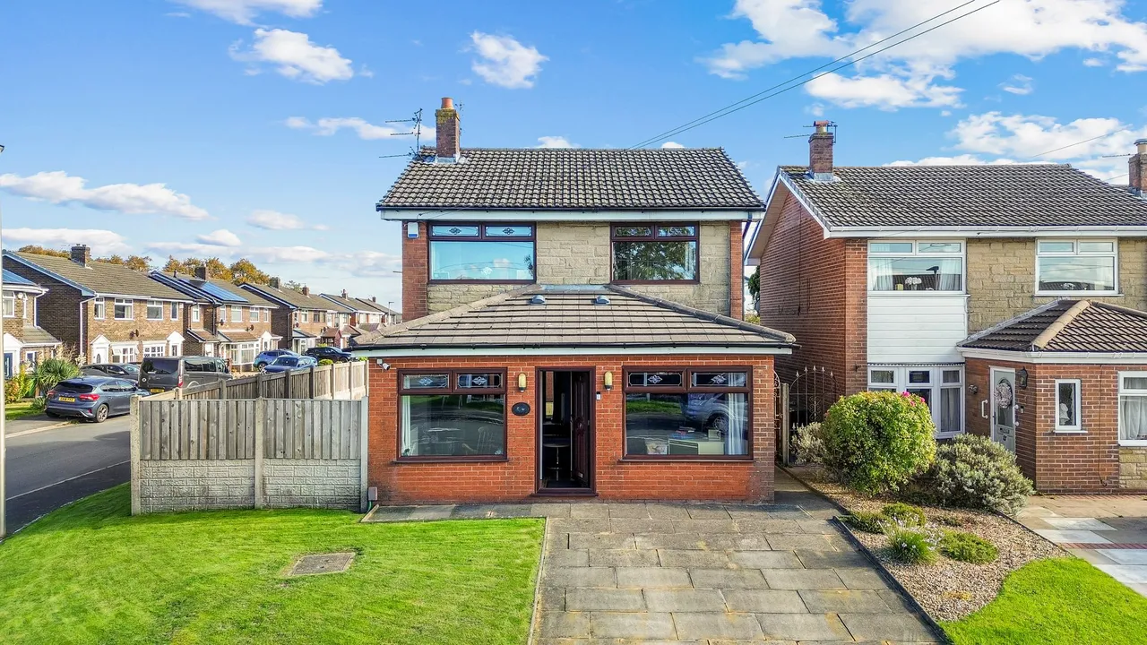 3 bed house for sale, Magdalen Drive, Ashton-In-Makerfield, WN4