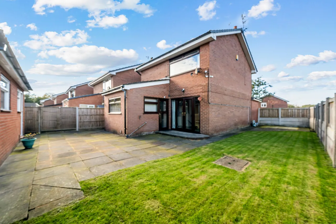 Magdalen Drive, Ashton-In-Makerfield, WN4, photo 21