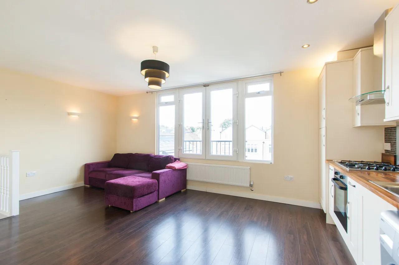 38d Chaucer Road, London, photo 3