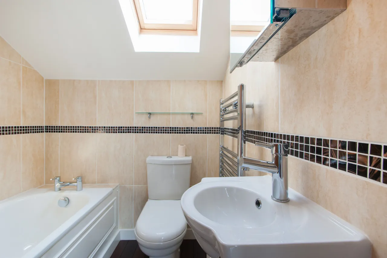 38d Chaucer Road, London, photo 4