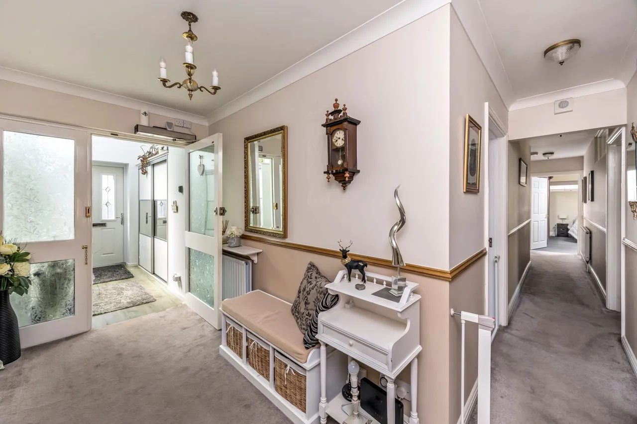 Thornden, Cowfold, RH13, photo 7