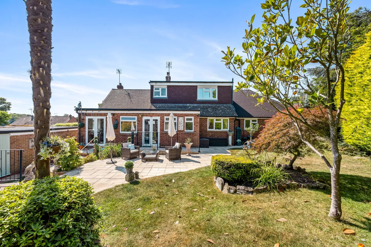 Thornden, Cowfold, RH13, photo 18