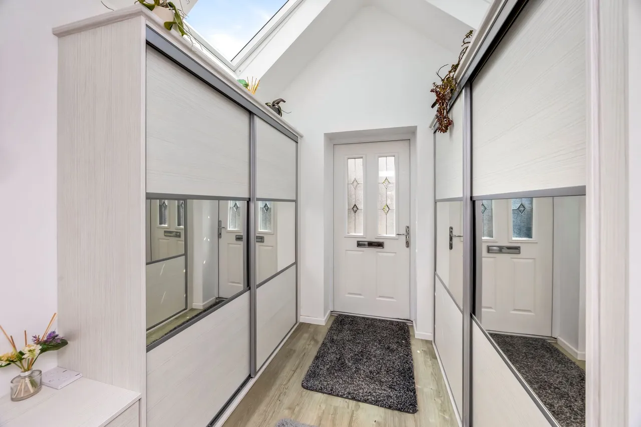 Thornden, Cowfold, RH13, photo 5