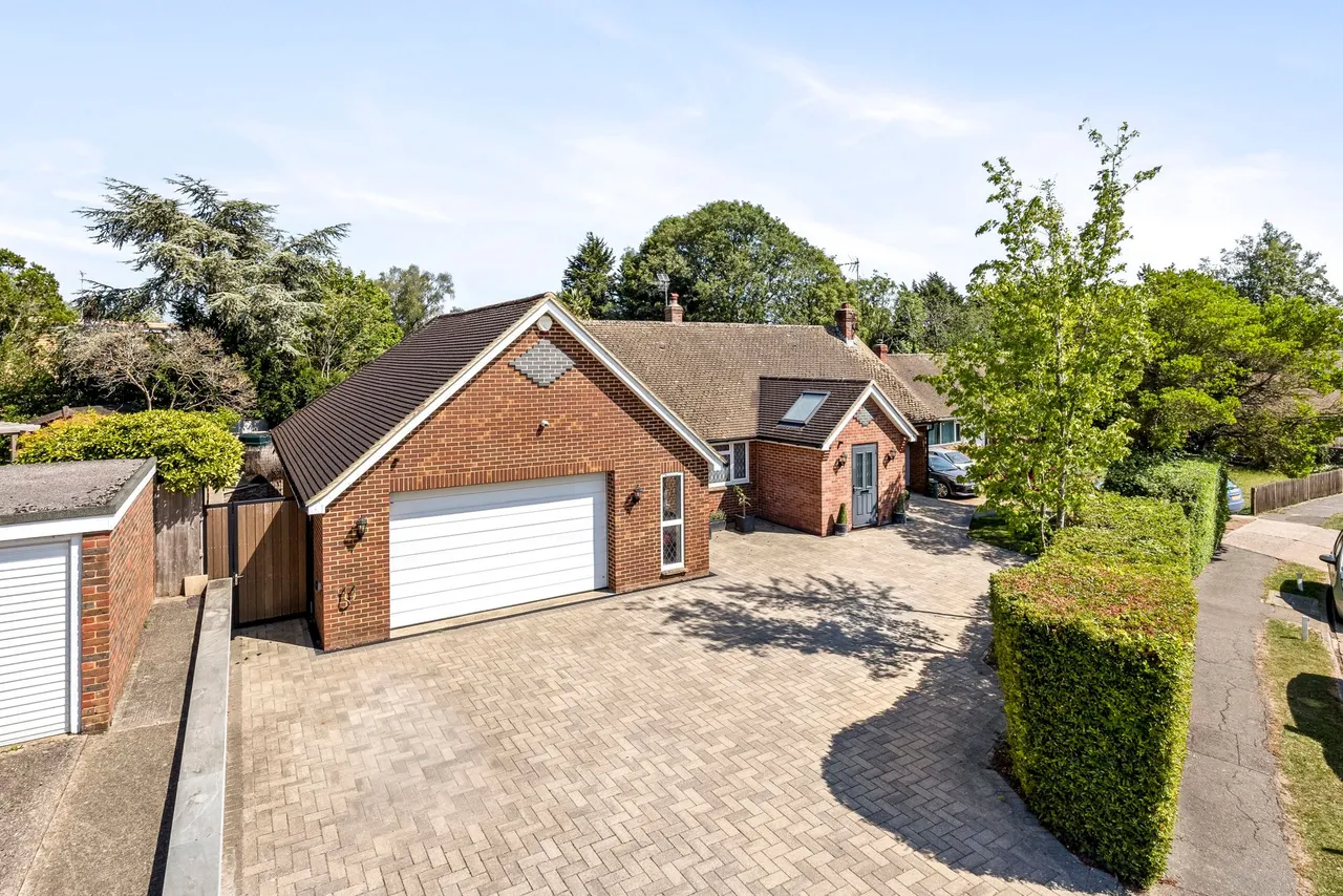 Thornden, Cowfold, RH13, photo 16