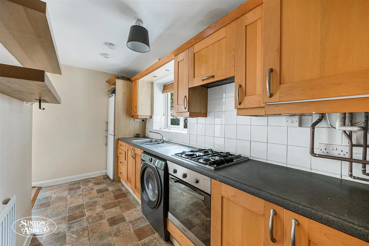 Churchfield Road, Ealing, photo 5