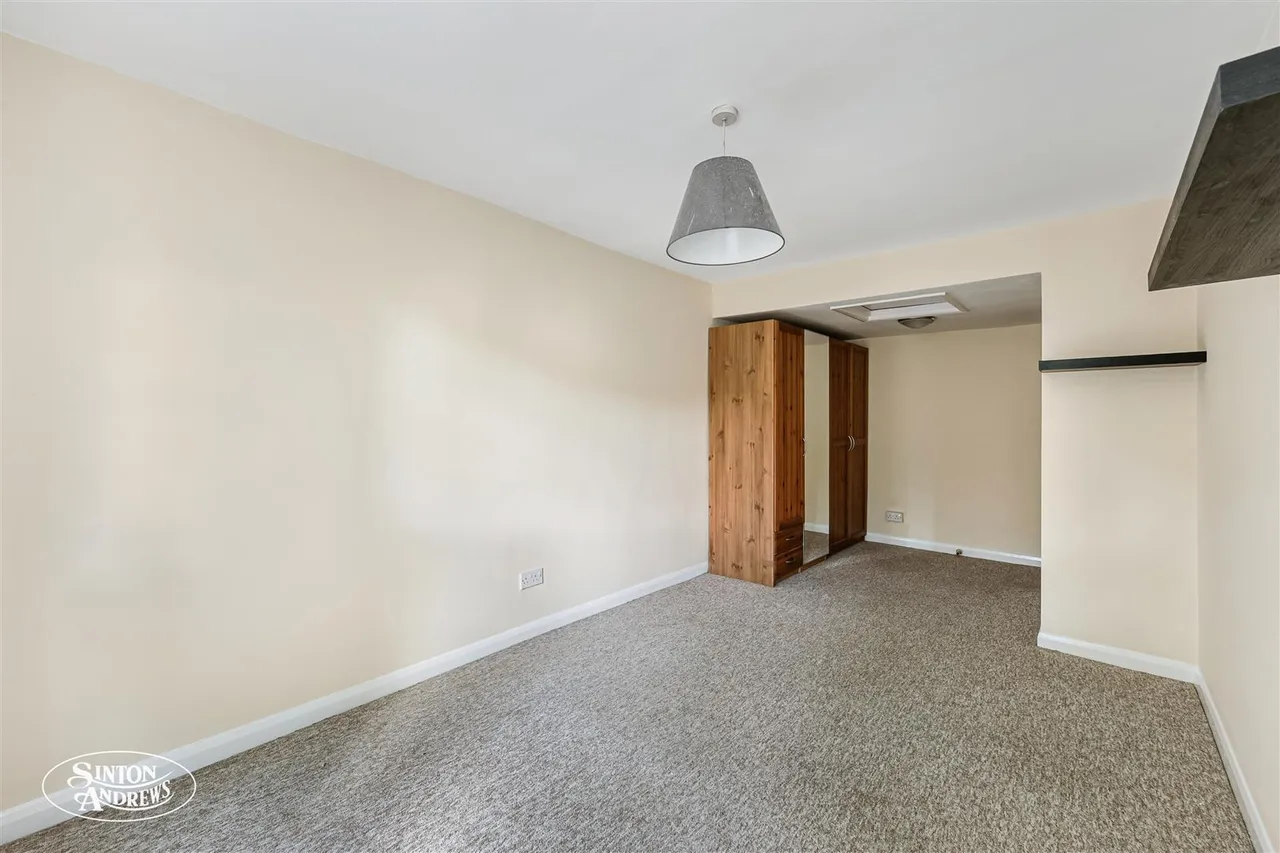 Churchfield Road, Ealing, photo 9