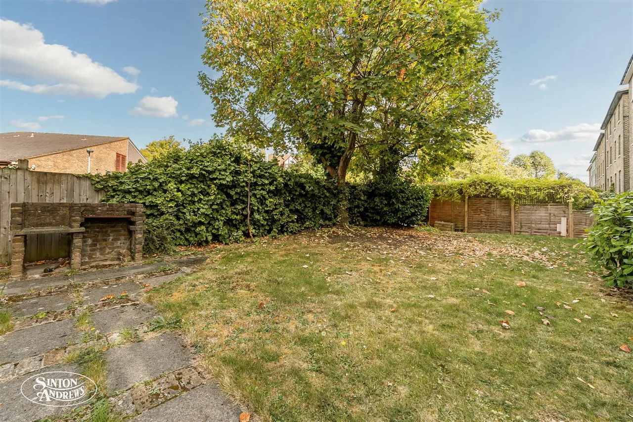 Churchfield Road, Ealing, photo 11