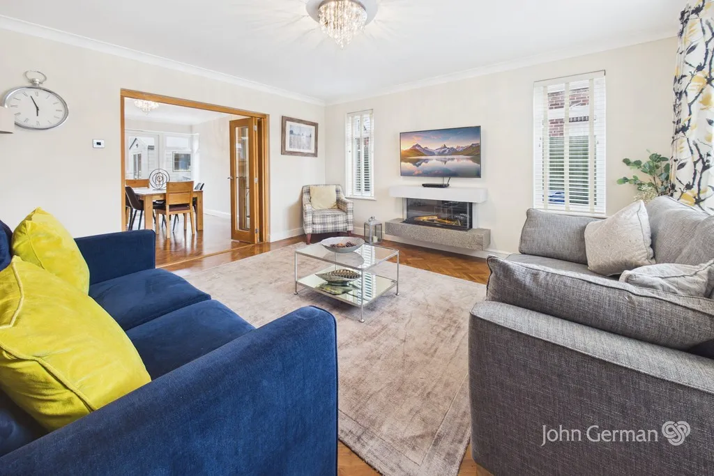 Highwood Road, Uttoxeter, photo 6