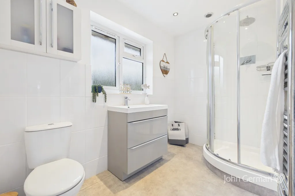 Highwood Road, Uttoxeter, photo 15