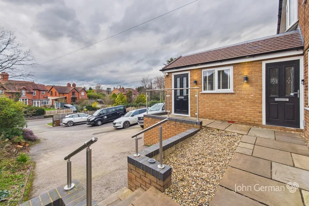 Highwood Road, Uttoxeter, photo 24