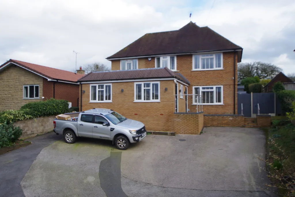 5 bed house for sale, Highwood Road, Uttoxeter