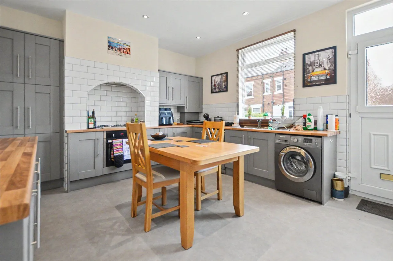 Haigh Avenue, Rothwell, LS26, photo 3