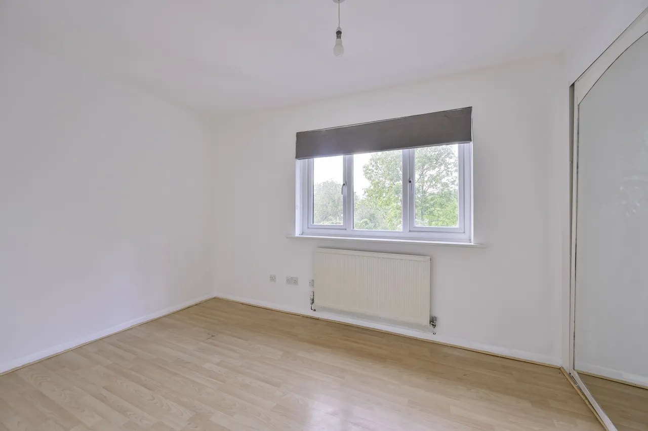 61 Jade Close, London, photo 4