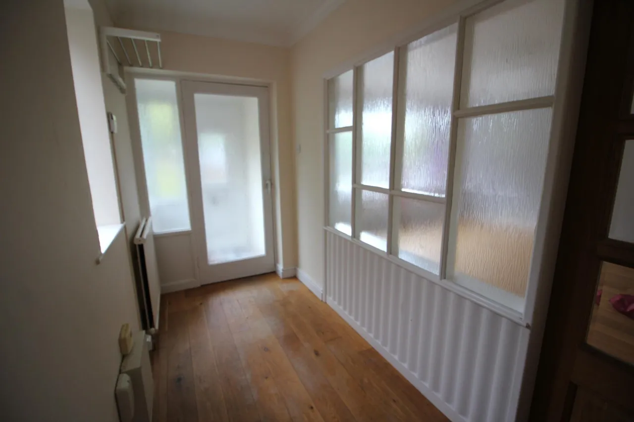 Vancouver Crescent, Blackburn, BB2, photo 6
