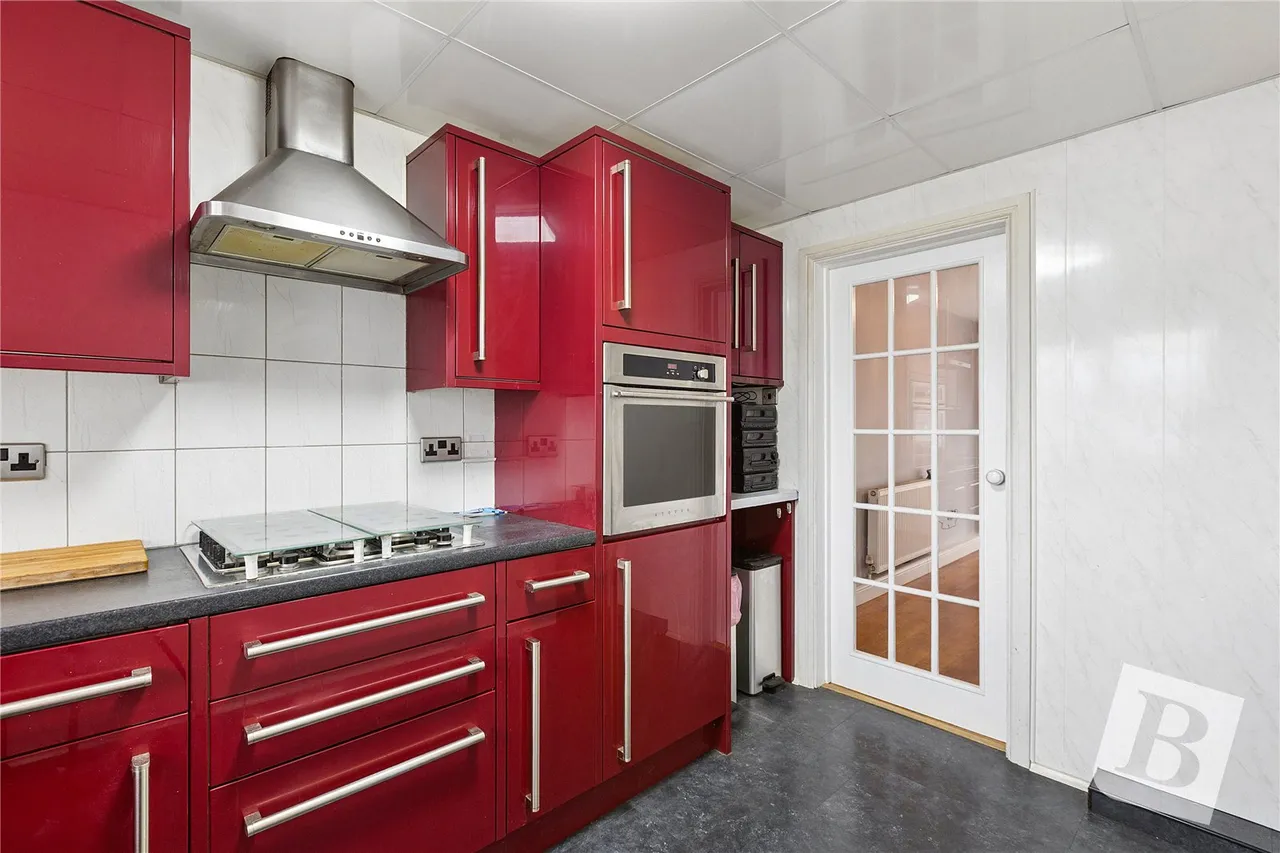 Edinburgh Way, Pitsea, Basildon, Essex, SS13, photo 12