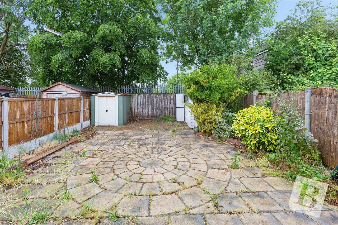 Edinburgh Way, Pitsea, Basildon, Essex, SS13, photo 8