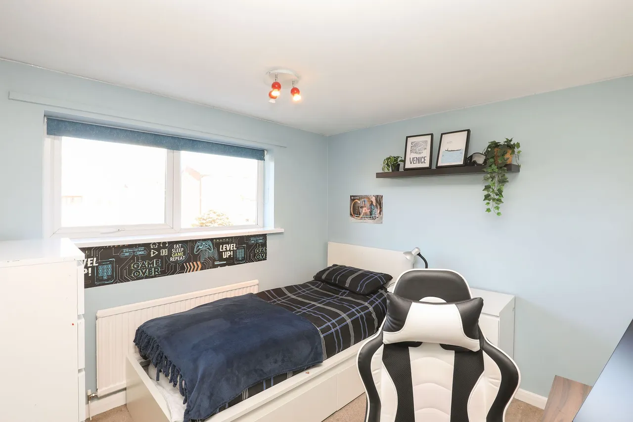 Wyvern Gardens, Sheffield, S17, photo 24