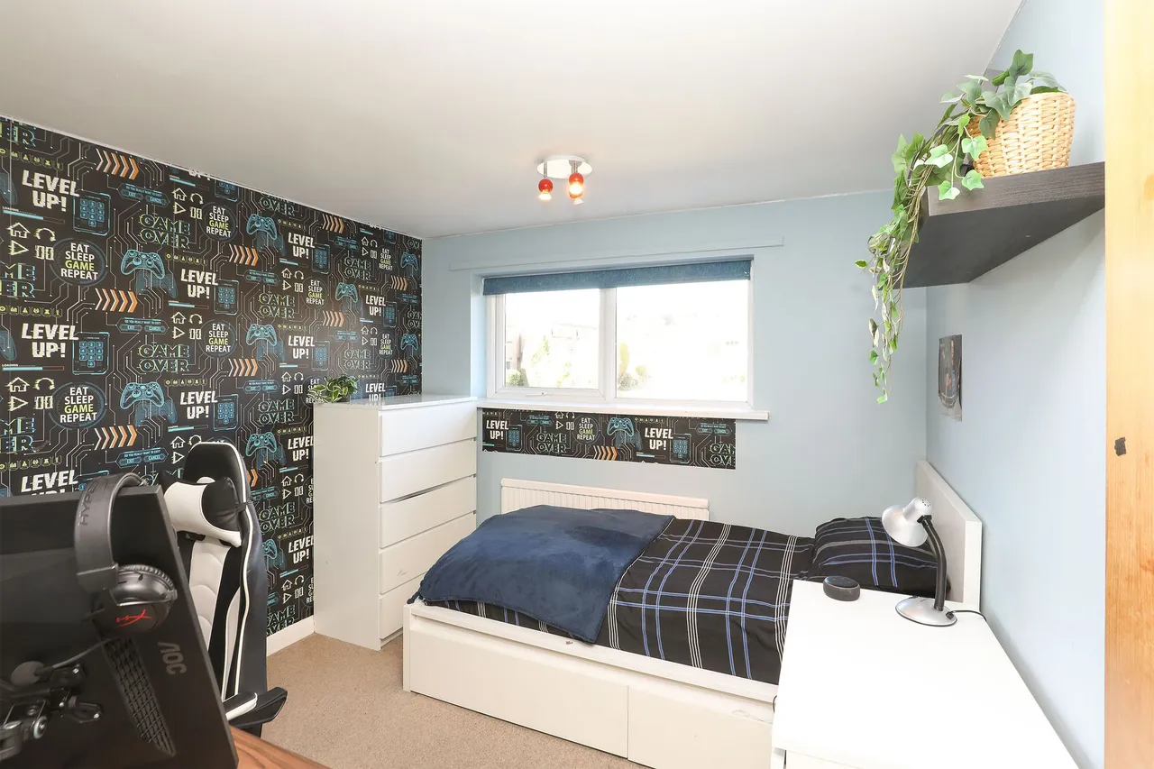 Wyvern Gardens, Sheffield, S17, photo 23