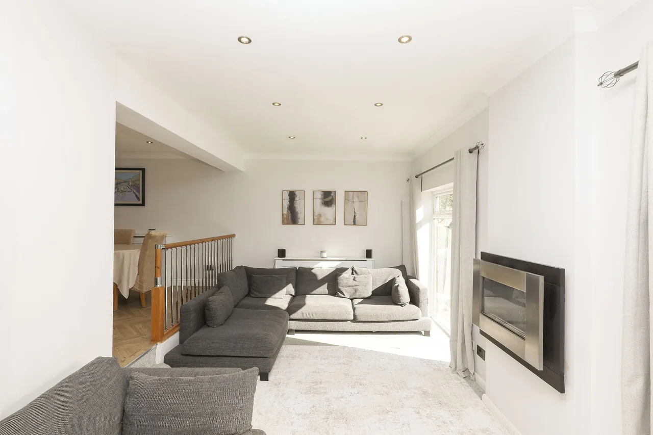 Wyvern Gardens, Sheffield, S17, photo 11