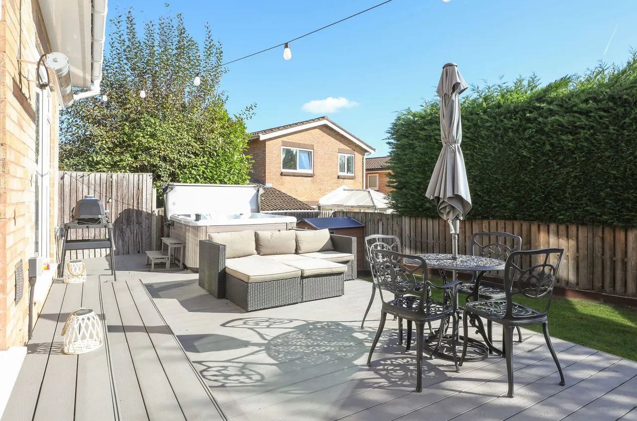 Wyvern Gardens, Sheffield, S17, photo 29