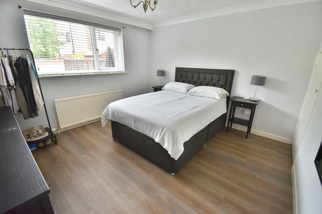 Ryan Gardens, BH11, photo 10