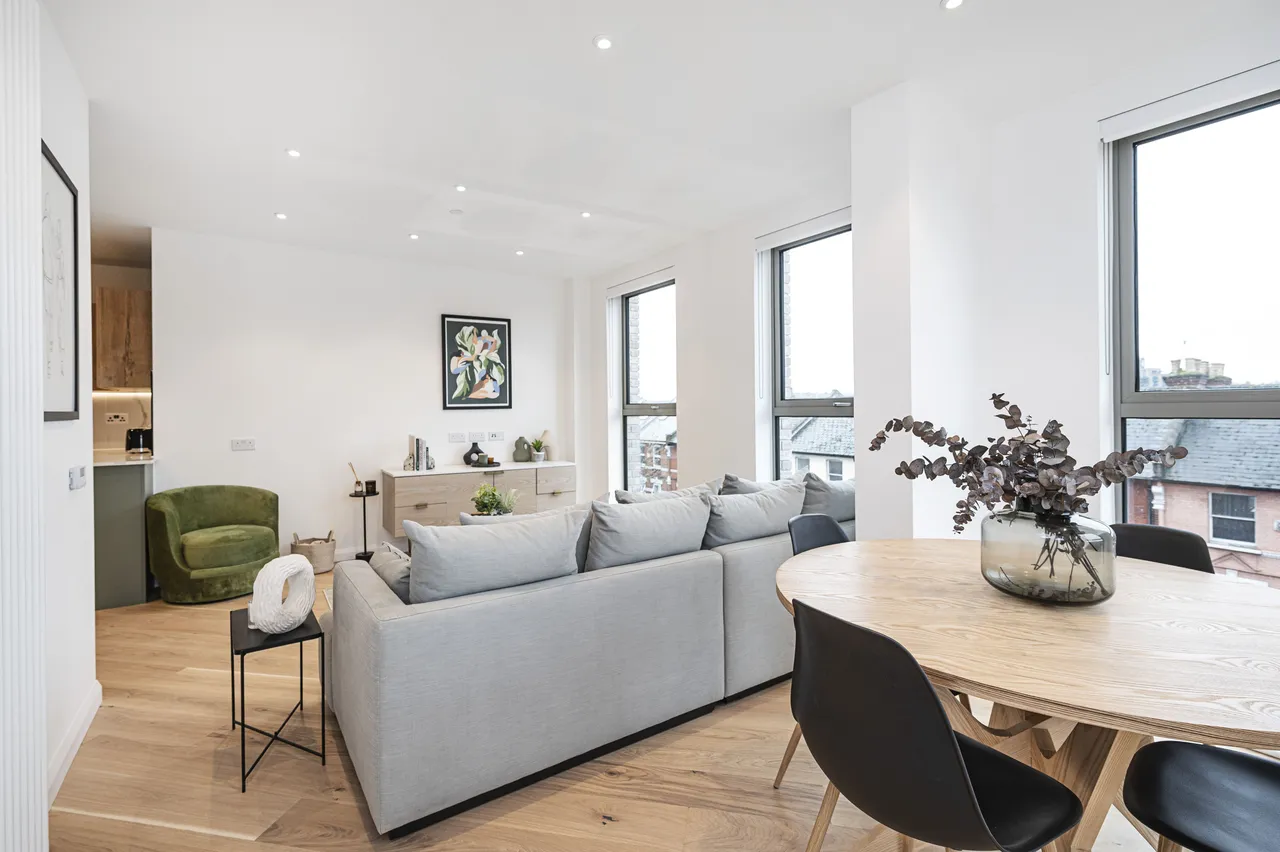 A605 Icon Heights, 46 High Road, London, photo 4