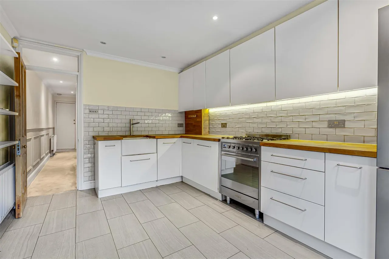 Beechcroft Road, East Sheen, SW14, photo 7