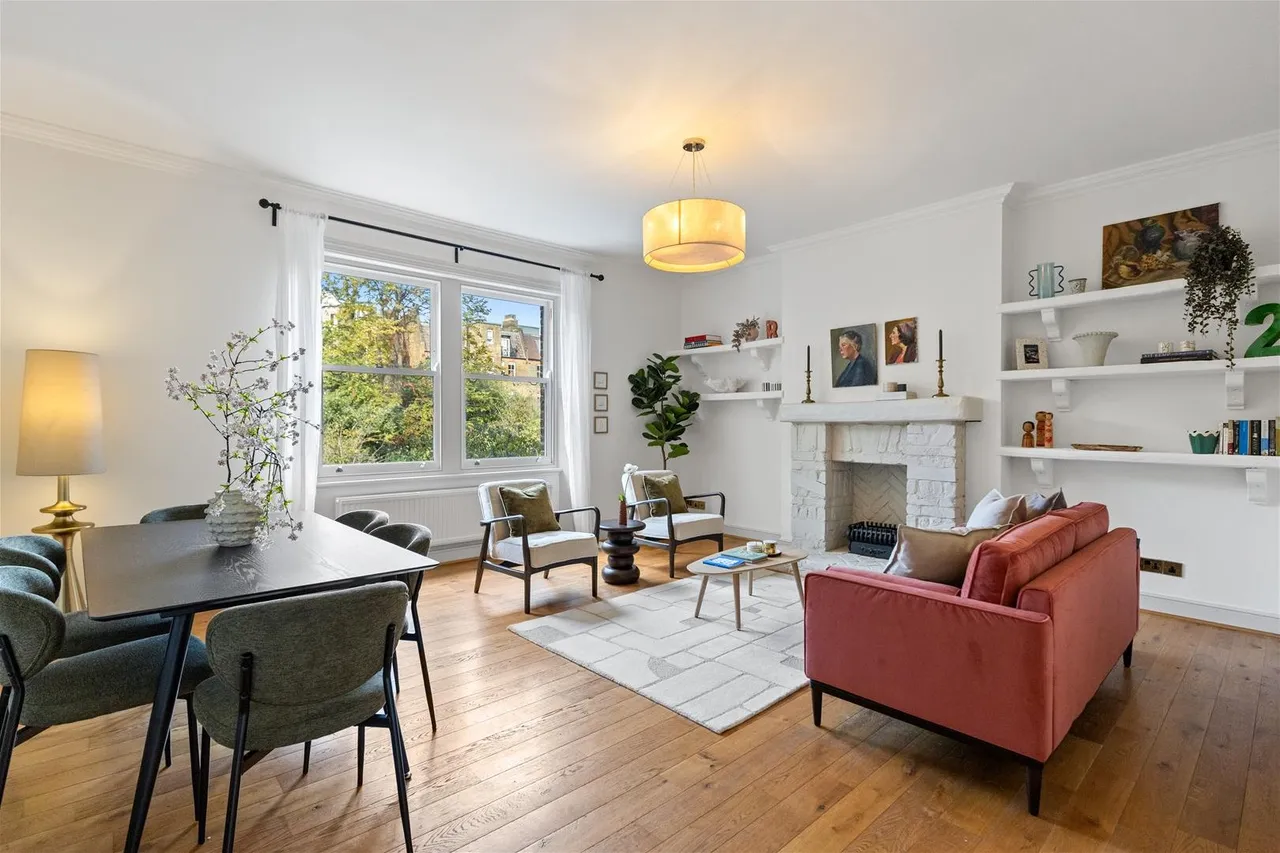 2 bed flat to rent, Aberdare Gardens South Hampstead, London, NW6