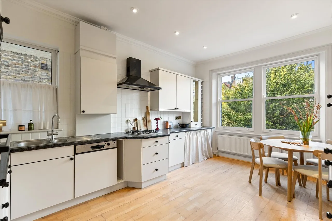 Aberdare Gardens South Hampstead, London, NW6, photo 9