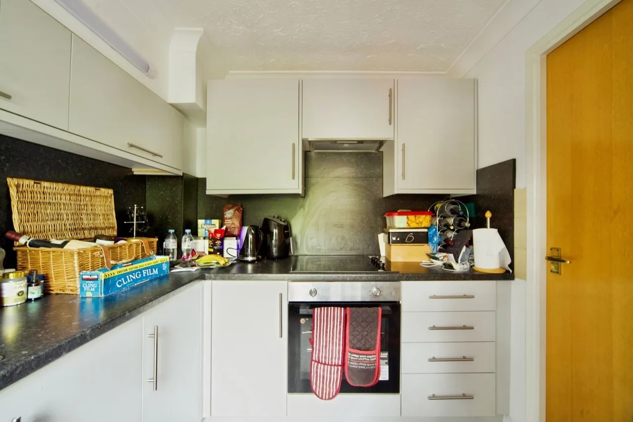 Friern Park, London, N12, photo 6