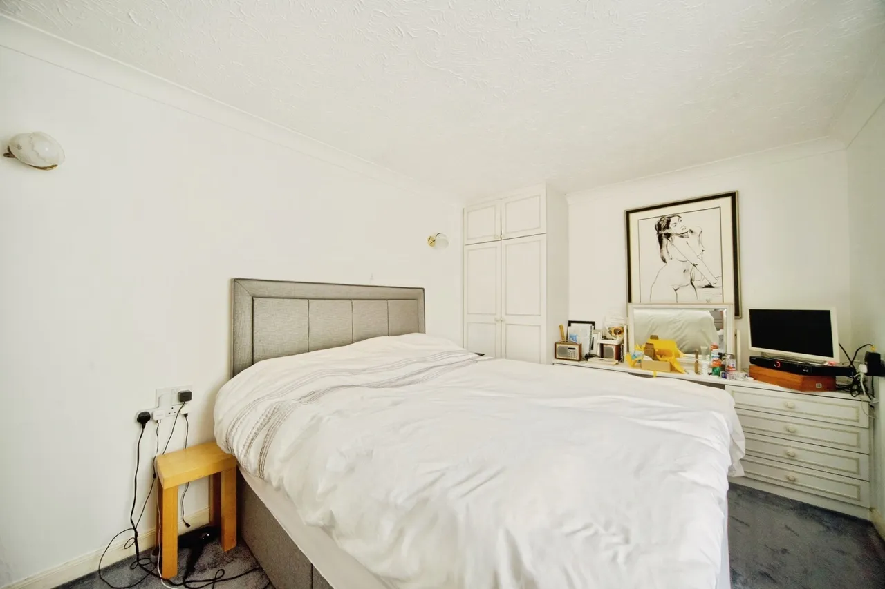 Friern Park, London, N12, photo 8