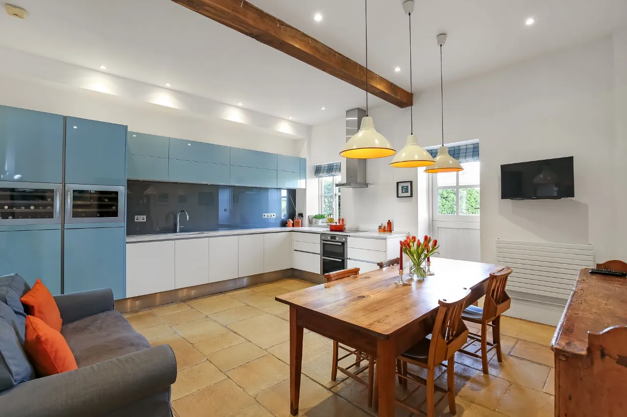 Bishopstone, Salisbury, Wiltshire, SP5 4AS, photo 3